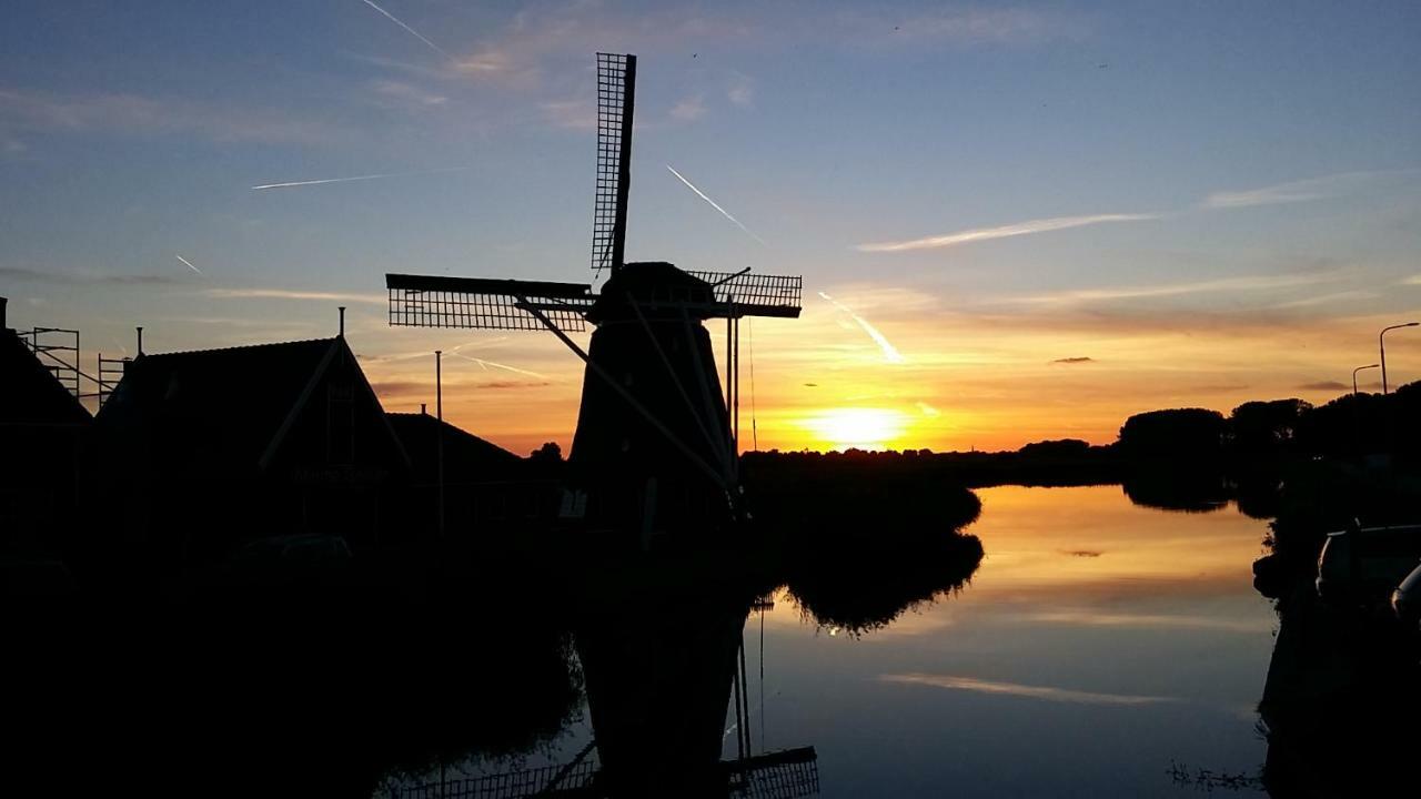 Tinyhouse Natuurhuisje Met Veranda Bij De Molen Tussen Alkmaar En Hoorn Oterleek ภายนอก รูปภาพ